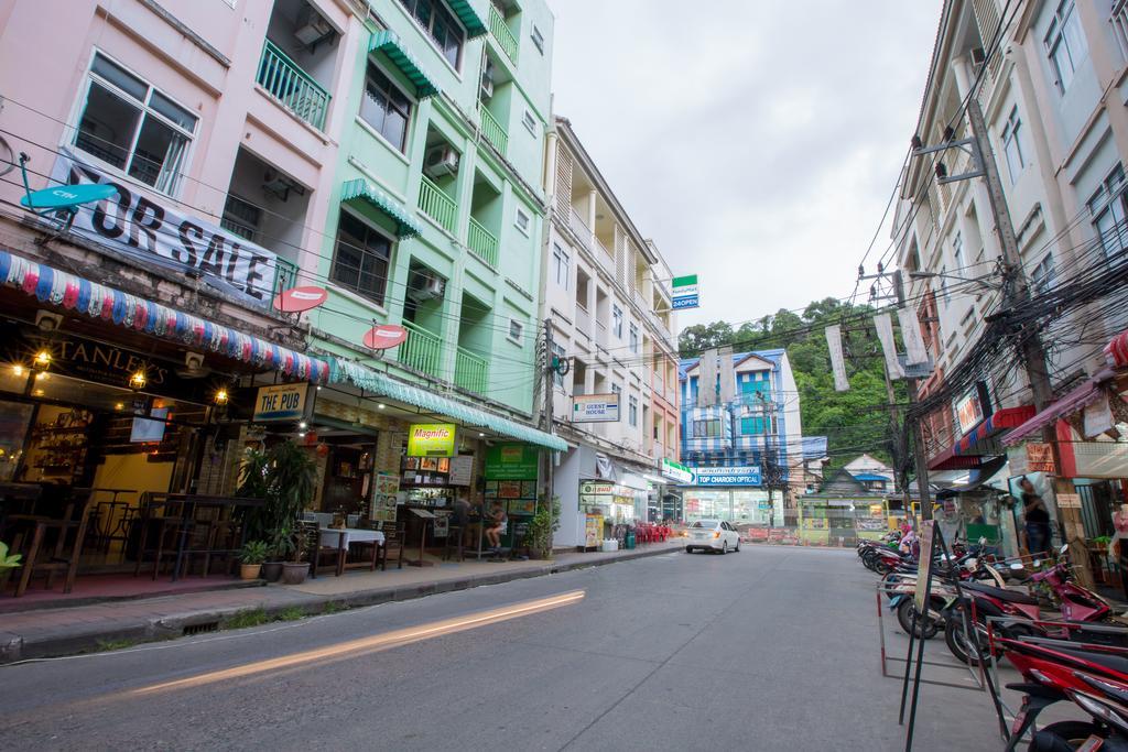 Magnific Patong Hotel Exterior photo